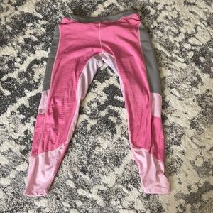Cabela’s pink thermal leggings